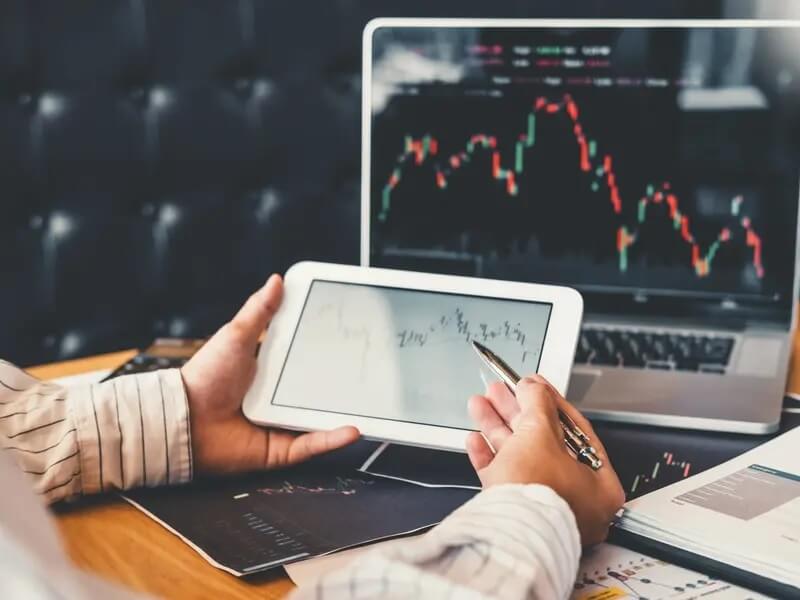 تصویری از مزایا و معایب اندیکاتور Choppiness index