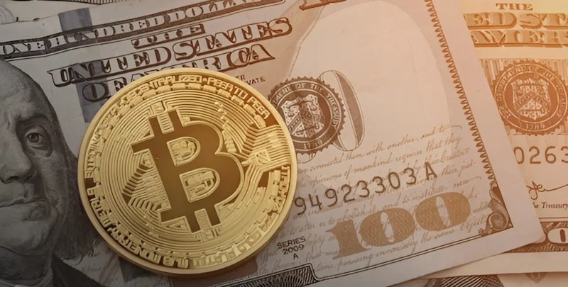 بیت کوین و دلار