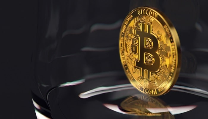 چگونه با باورهای غلط درباره بیت کوین مقابله کنیم؟
